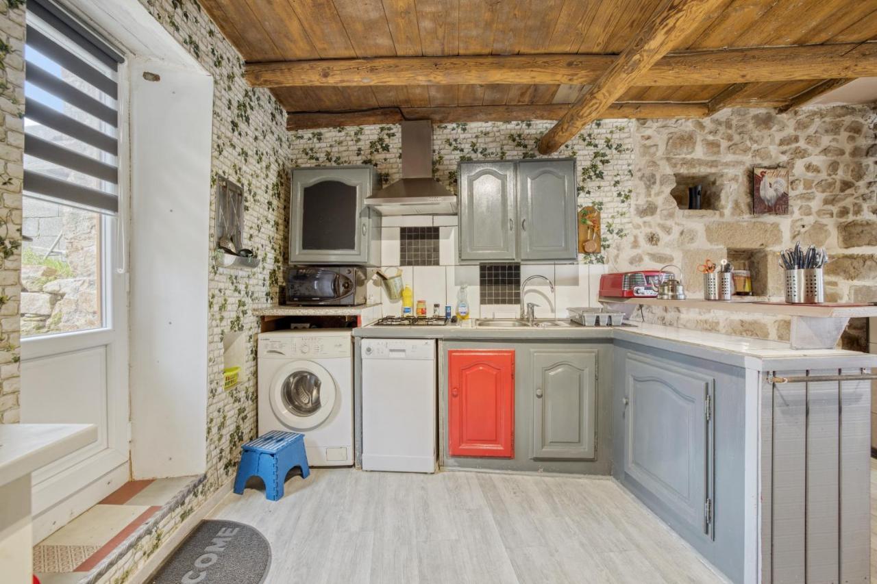 Maison Charmante A Valprivas Avec Jardin Prive. Kültér fotó